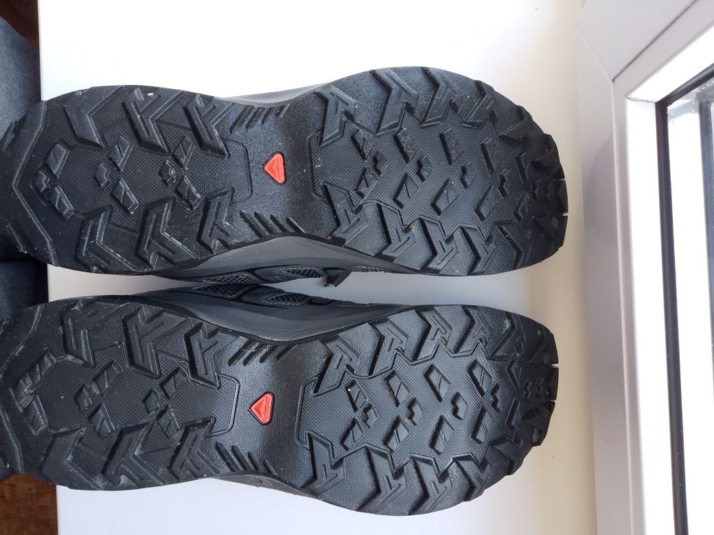 Треккинговые кроссовки Salomon Custer gtx.Gore tex