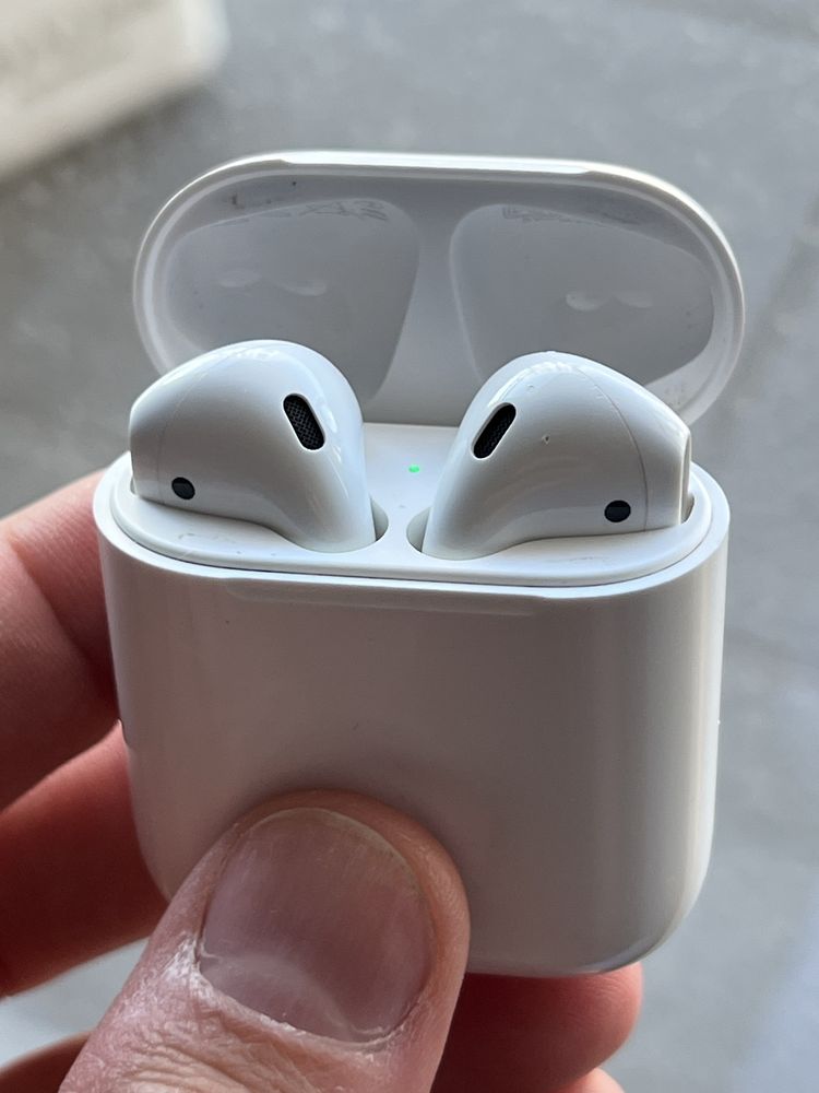 Słuchawki Apple AirPods 2