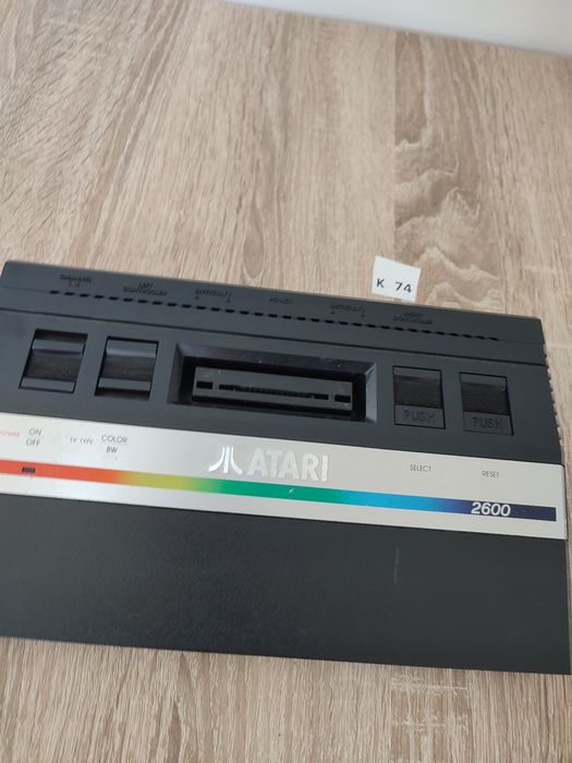 Atari CX 2600 Konsola