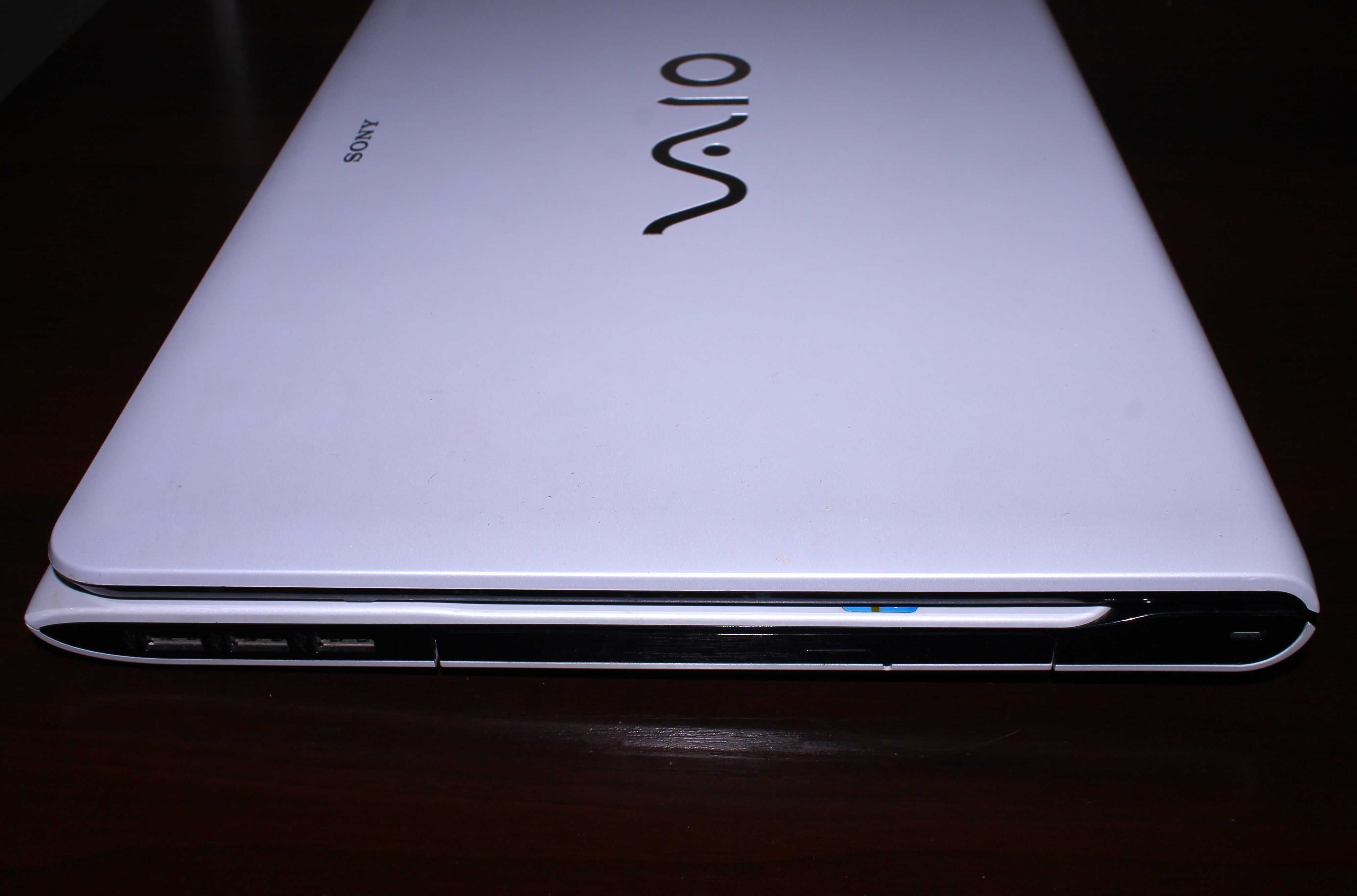 Notebook SONY - Vaio SVE 1711 K1EW