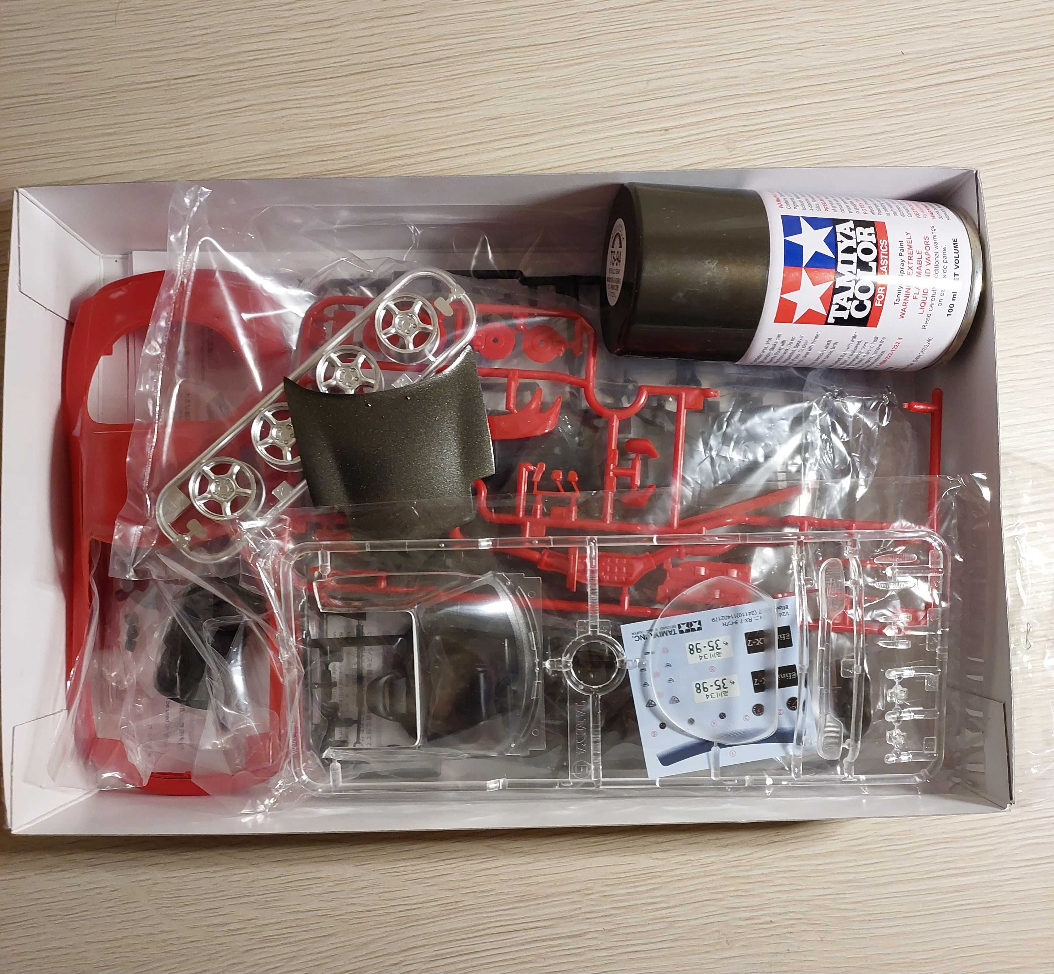 Tamiya 1:24 - Mazda Rx-7