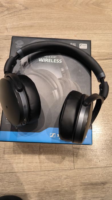 Słuchawki bluetooth Sennheiser HD 4.40BT jak nowe