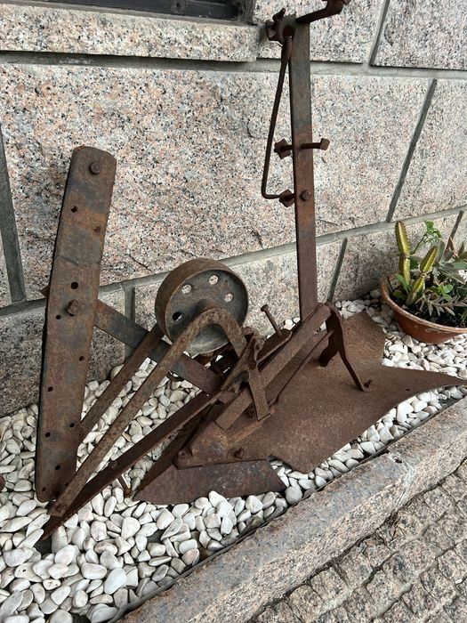 Arado Decoração jardim