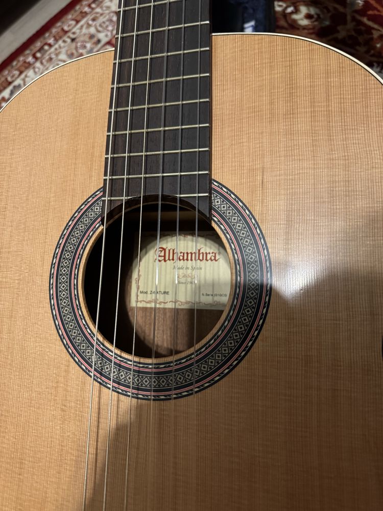 Gitara klasyczna Alhambra Z Nature hiszpańska 4/4