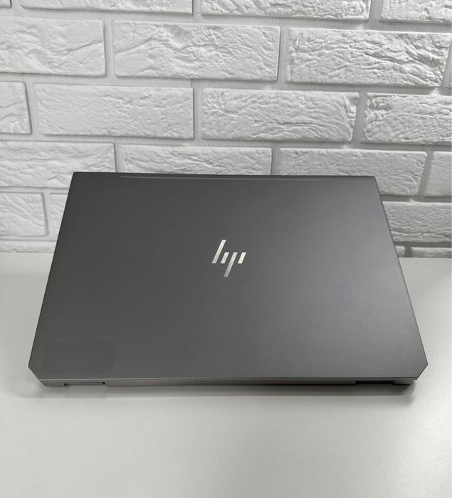 Laptop dla Grafika HP ZBook STUDIO 15 15,6" Xeon NVIDIA 32GB 512GB