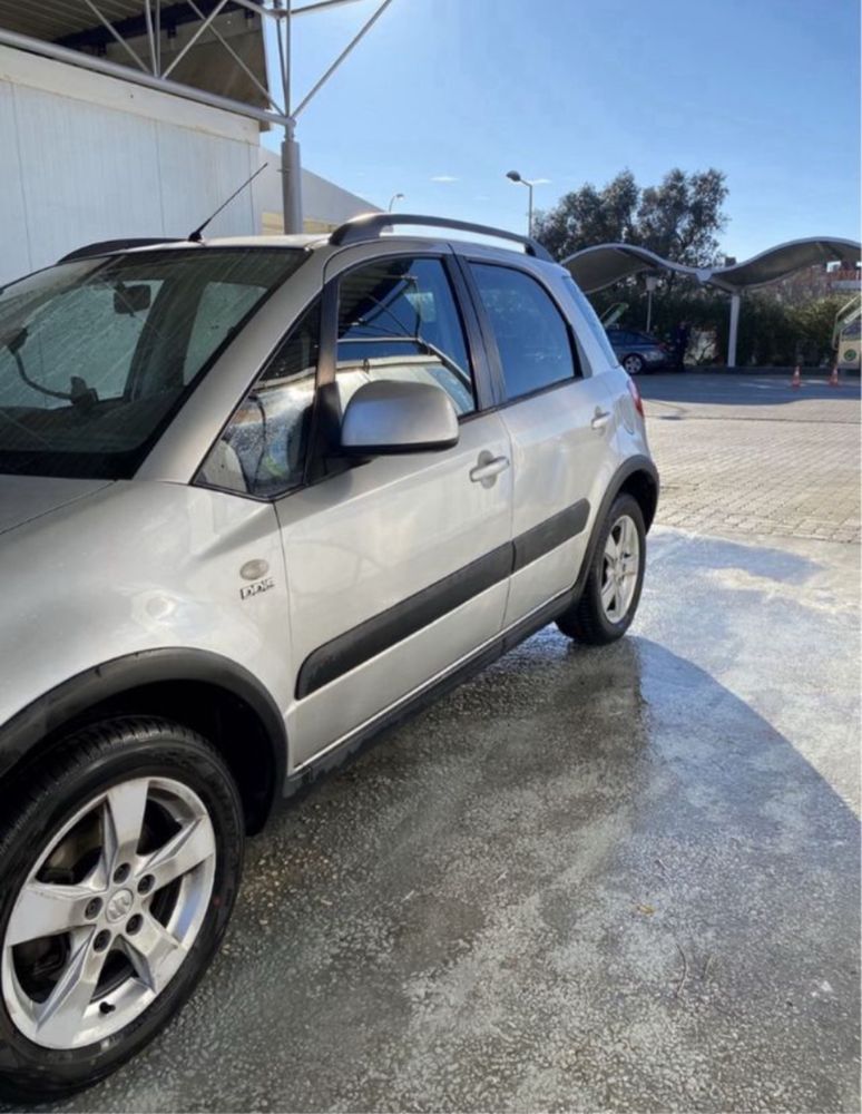 Suzuki SX4 1.6 DDIS • 90 cv • 2010 • Potência (kW) 66 • CO2 129