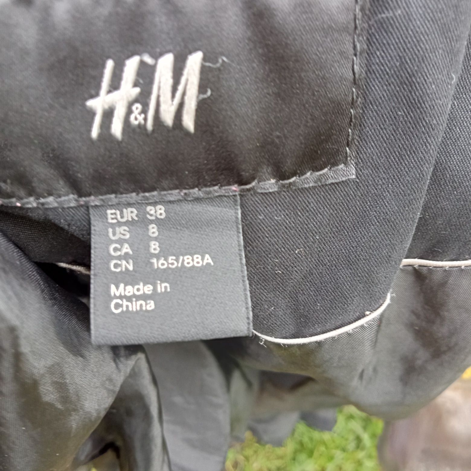 Przejściowa czarna parka H&M M dlugi płaszczyk z kapturem