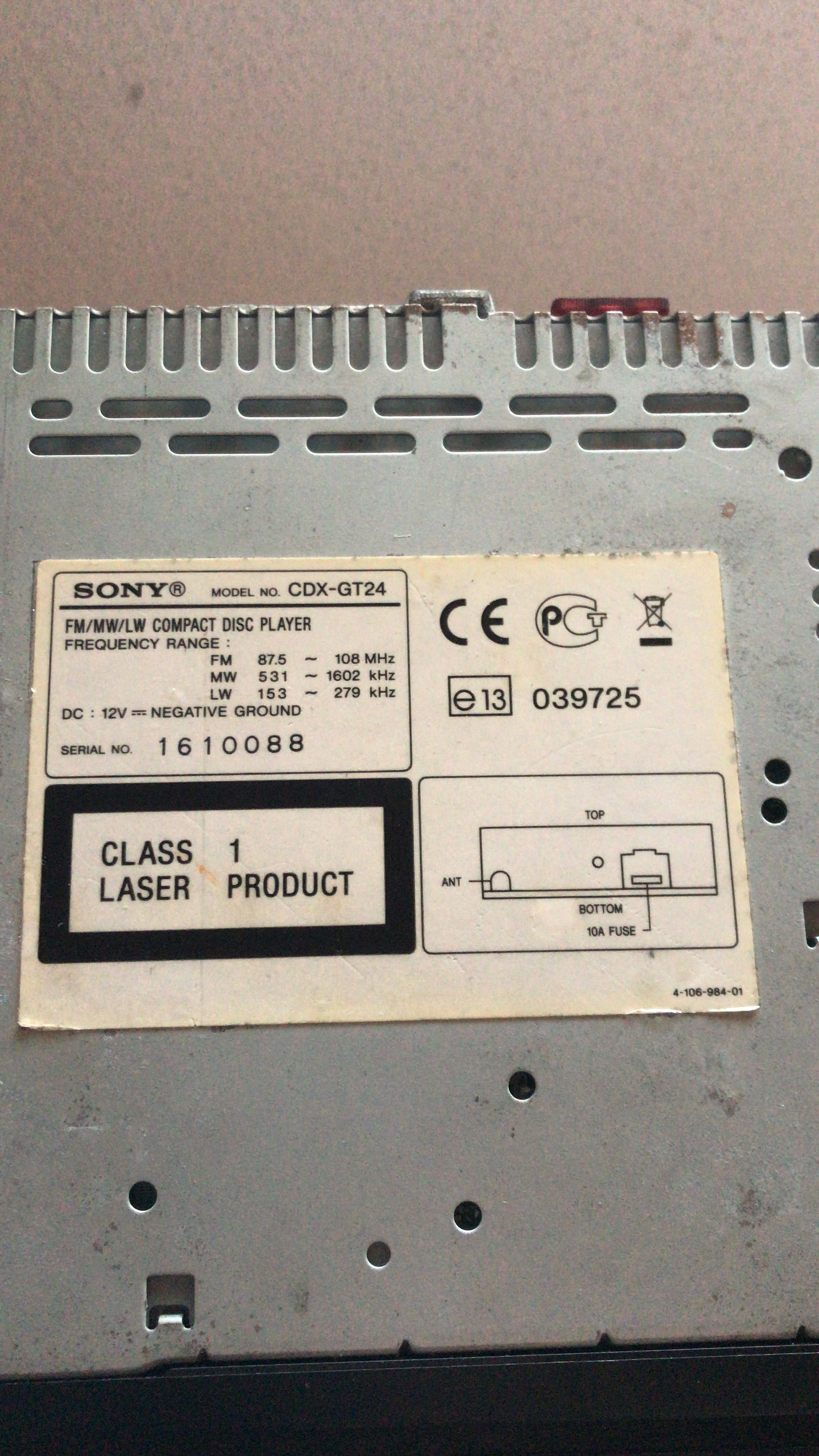 Sony Som automotivo, sony xplod cdx gt24