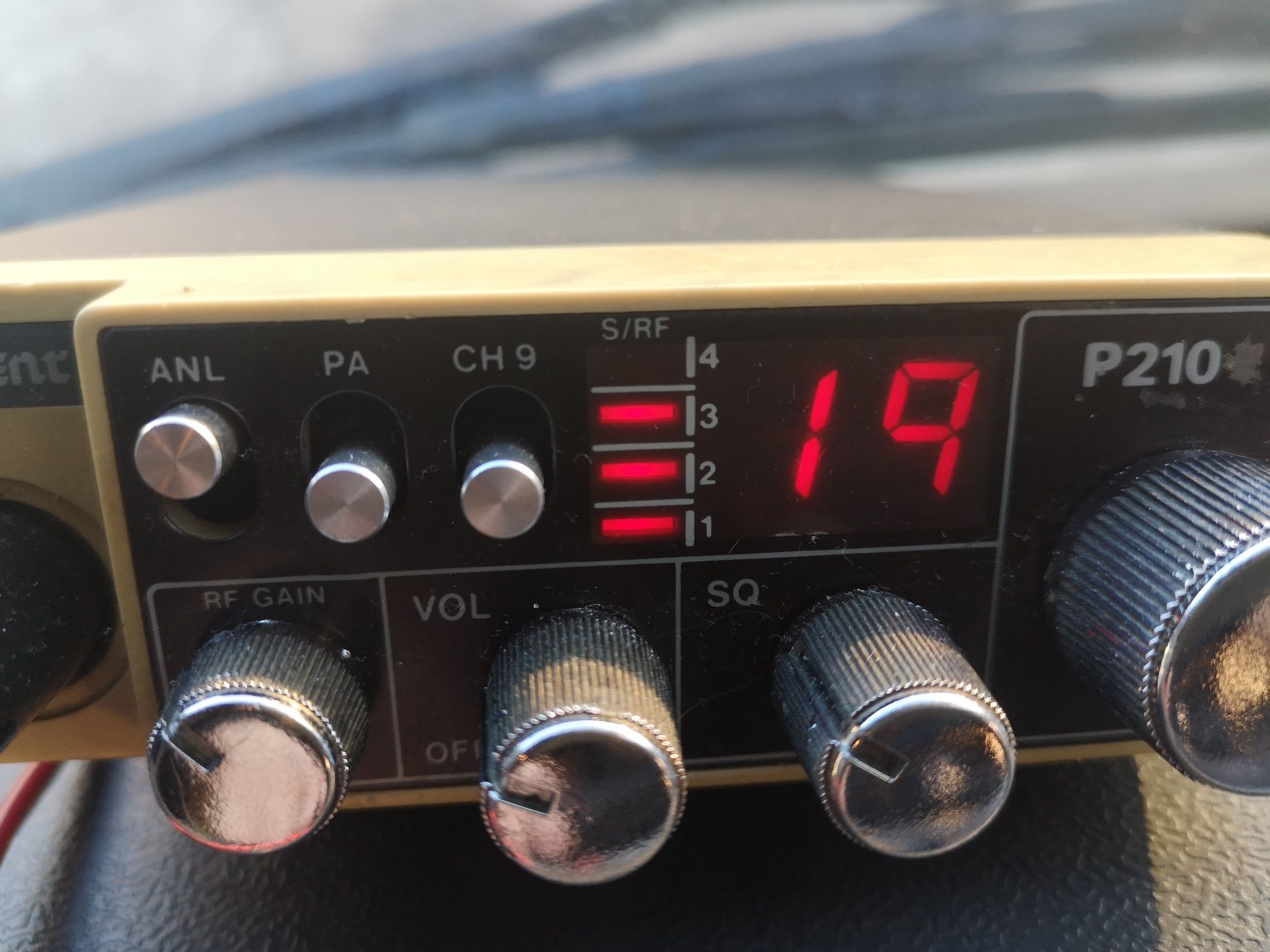 Cb radio Unide  P-210