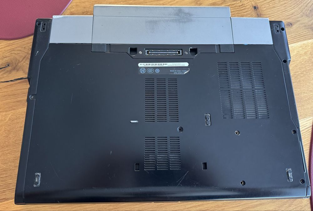 Dell E6510 i7 8GB ram bez dysku,  stacja dokujaca, zasilacz