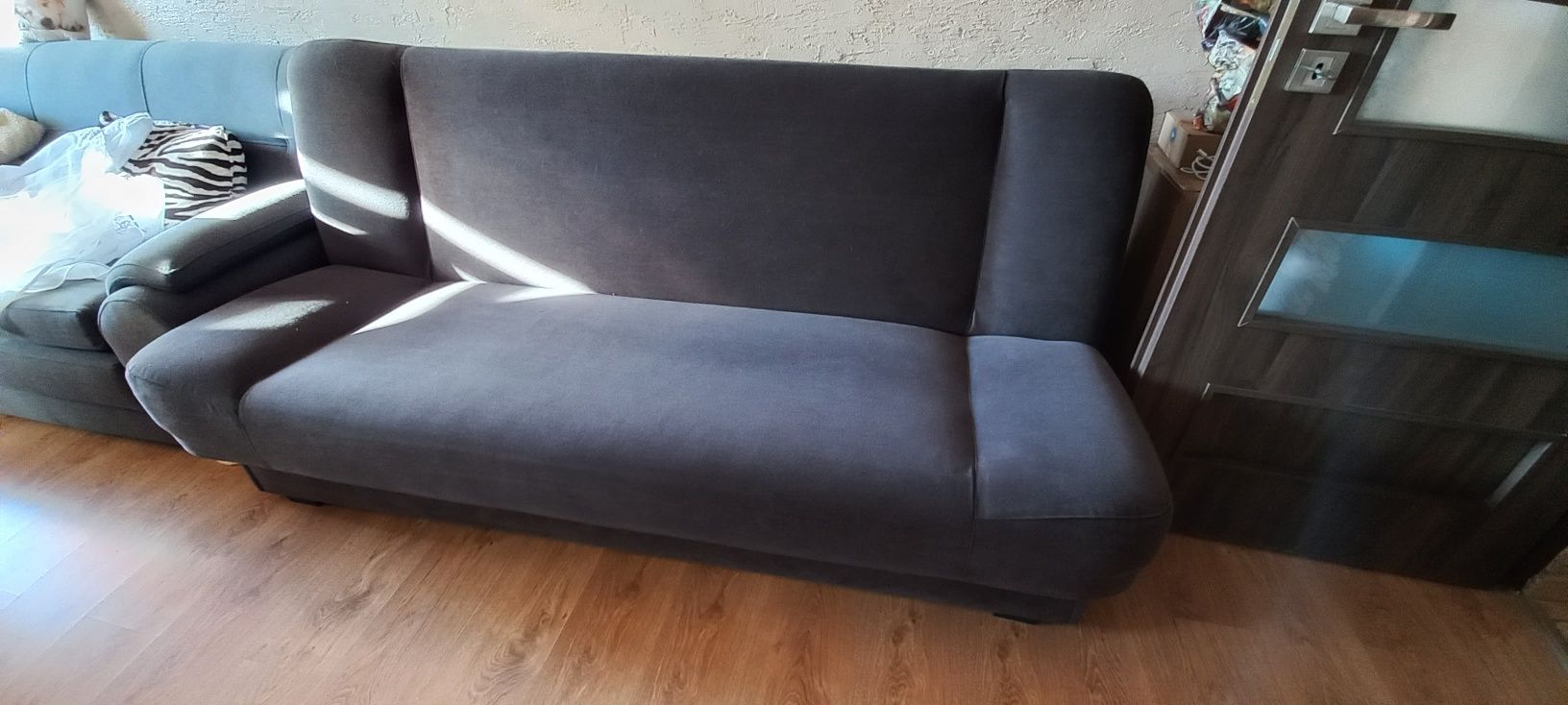 Sprzedam w bardzo dobrym stanie łóżko wersalka