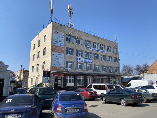 Продається офісна будівля в м.Полтава, вул.Г.Чорнобильців 9а (Чапаєва)