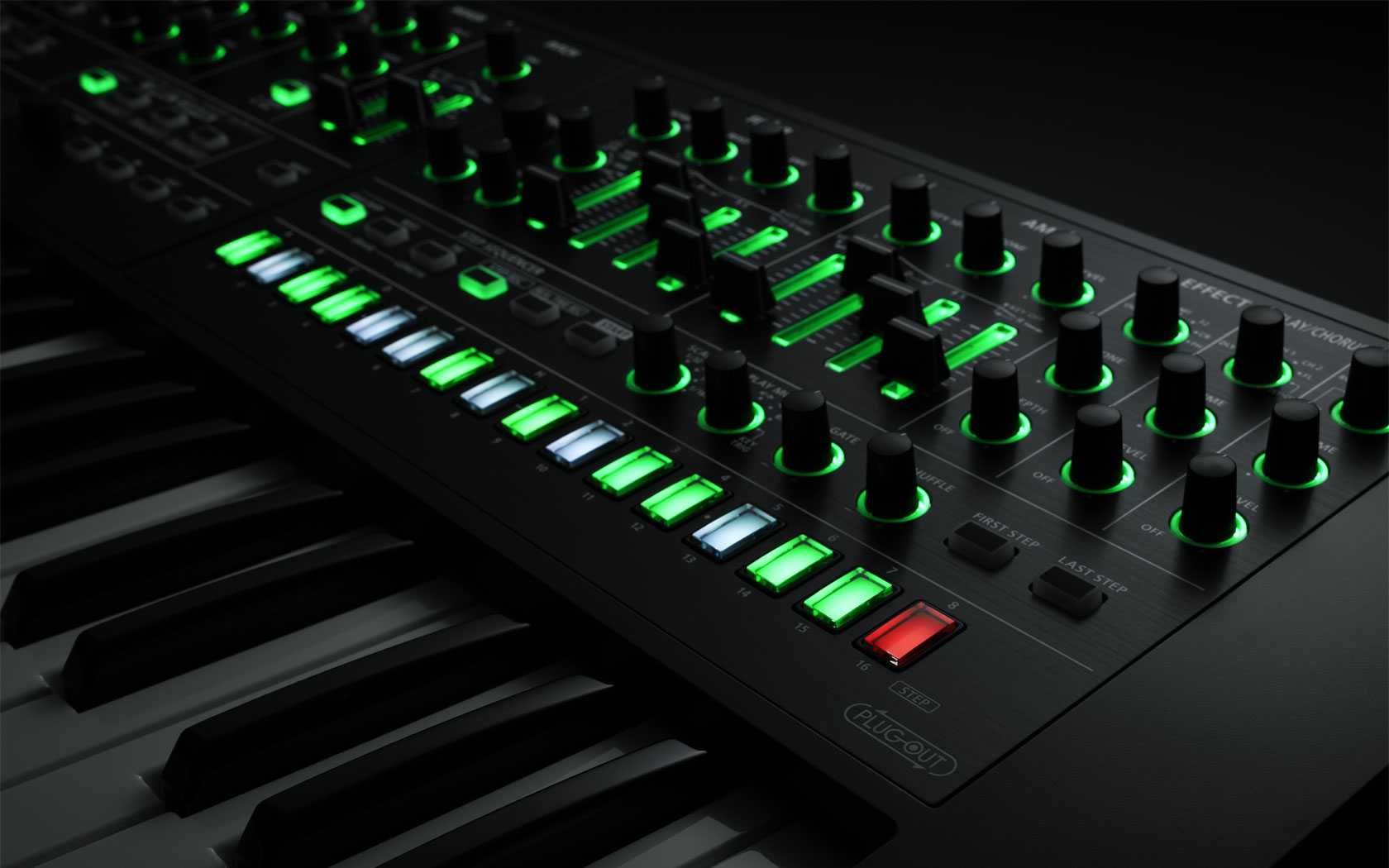ROLAND SYSTEM-8 analogowy syntezator  z Legendarnymi Brzmieniami