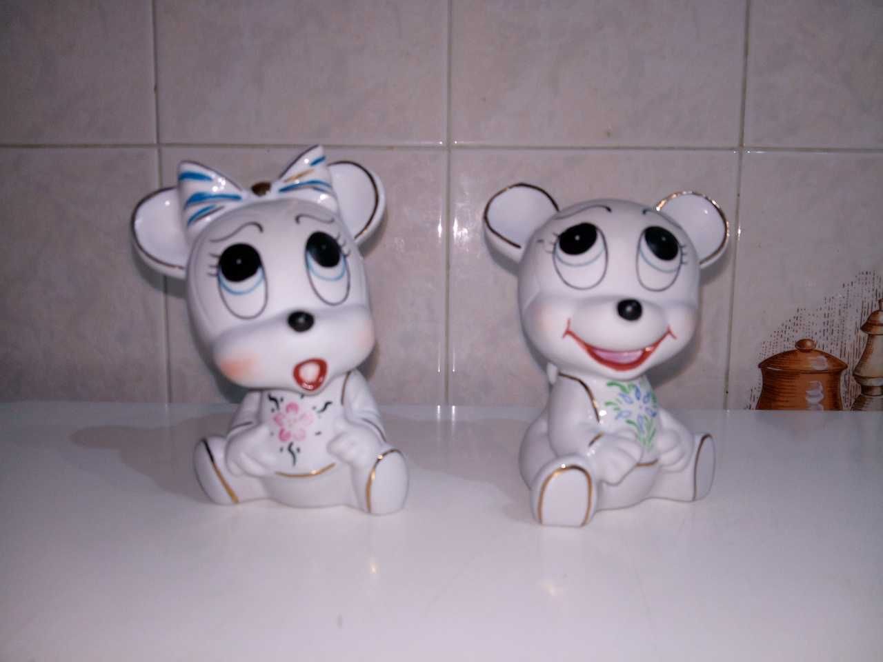 Mickey e Minnie em Porcelana