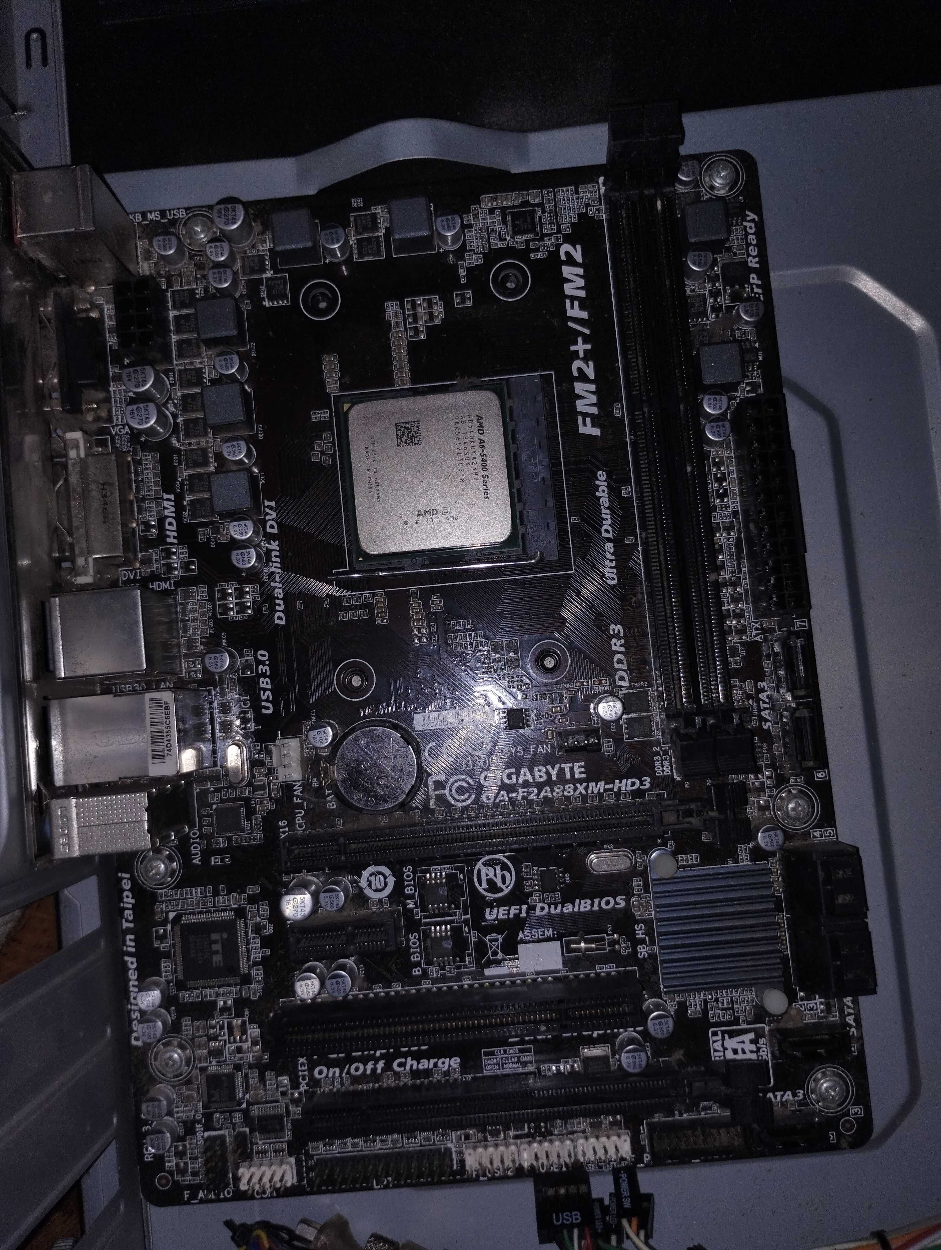 Материнська плата GA-F2A88XM-HD3 + AMD A6-5400 Series + ddr3 4+4 gb