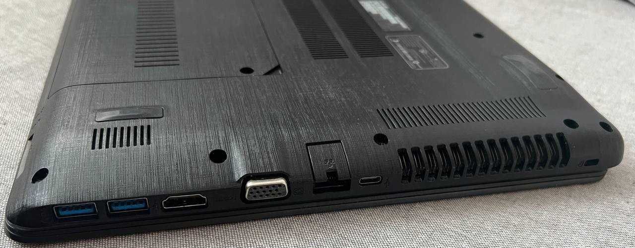 Sprzedam laptop Acer Aspire F5-573G