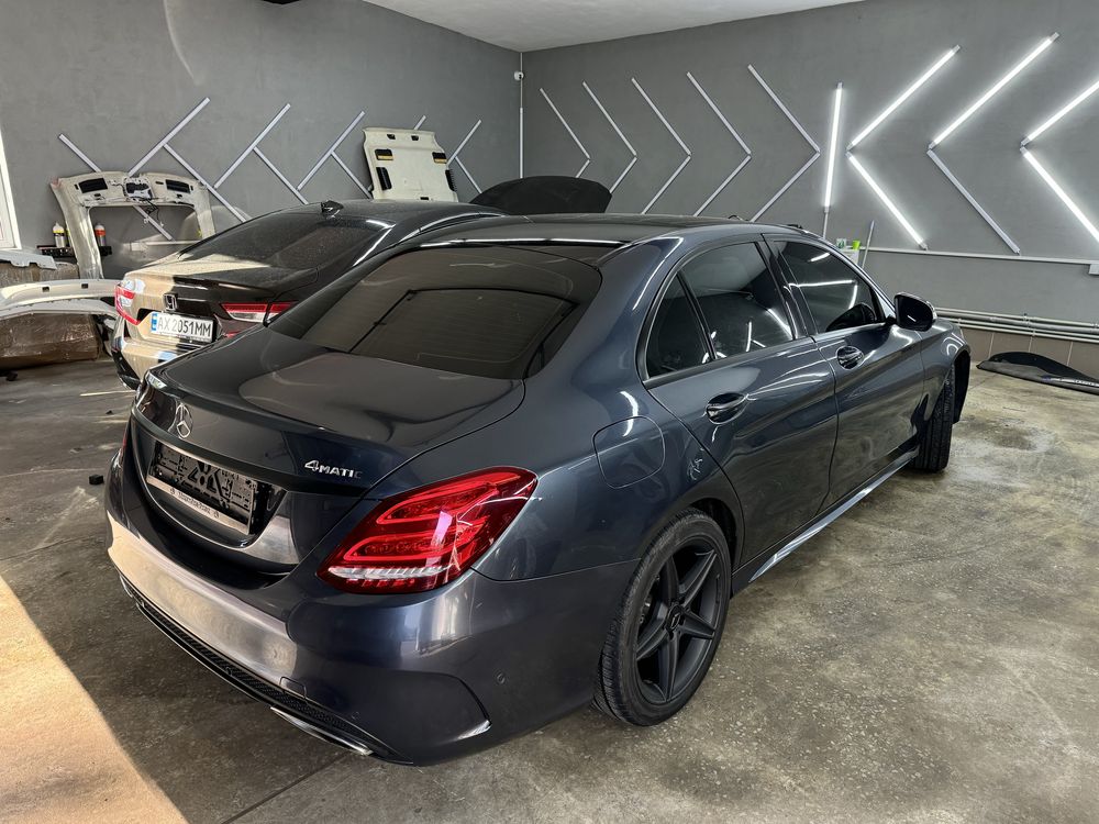 Mercedes c300 w205 AMG