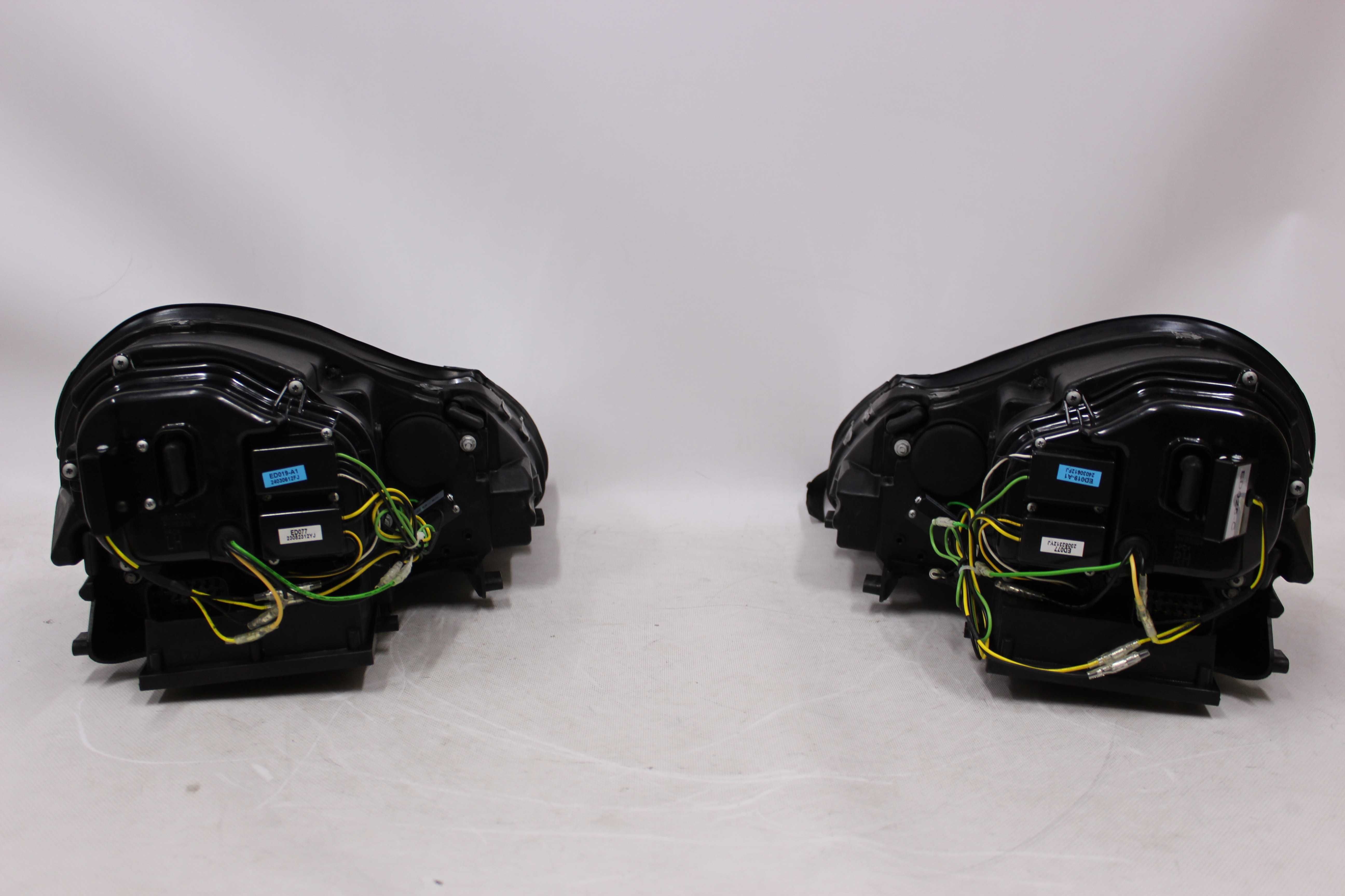 Lampy przednie przód PORSCHE CAYENNE 02-07 XENON D1S LED CHROM IGŁA!