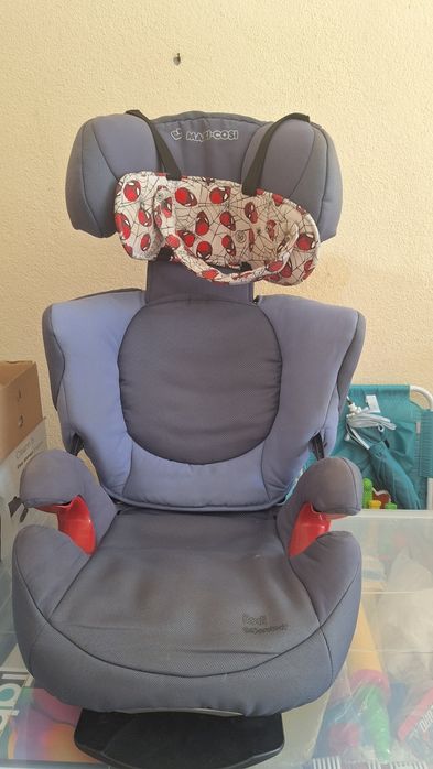 Cadeirinha de carro de 3 anos à 8 anos