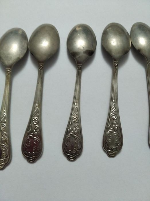 Srebrne łyżeczki 800