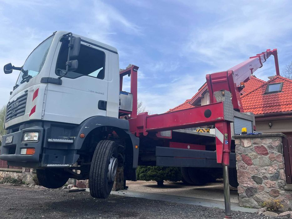 Wynajem/ Usługi/ Podnośnik koszowy/ zwyżka 22m-45m