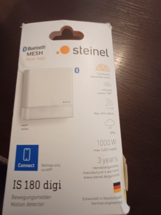 Inteligentna Lampa zewnętrzna Steinel +Czujnik IS 180 digi