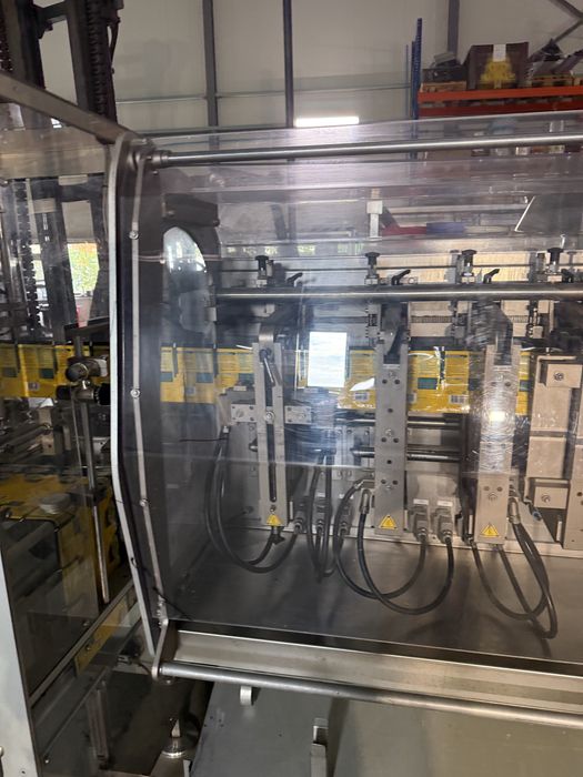 Saszetkarka do plynow Mespack h145