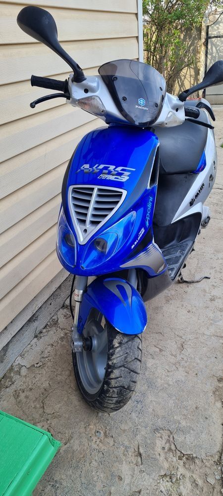 Piaggio NRG скутер в доброму