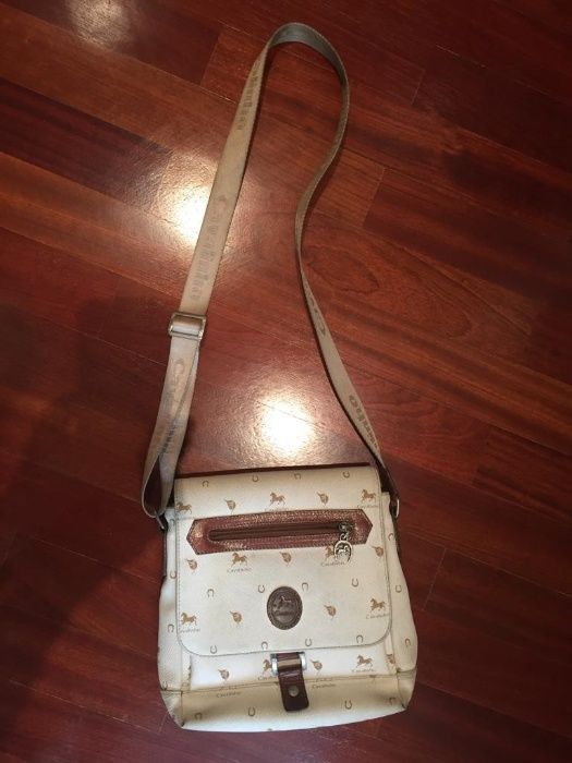 Carteira Cavalinho de senhora