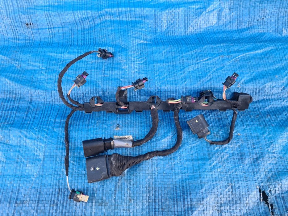 WIĄZKA silnika / wtryskiwaczy AUDI A3 8V 1.8 TFSI CNS oryginał