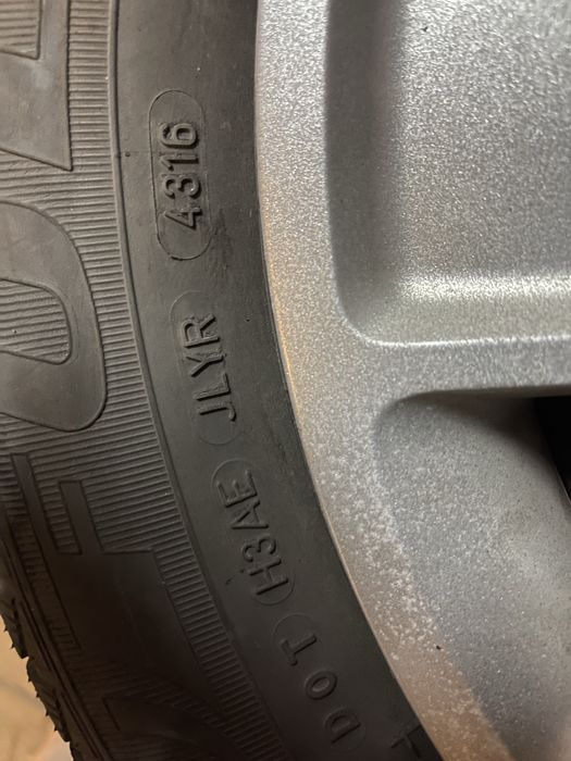 Felgi z oponami zimowymi Fulda Montero 3 195/65/15