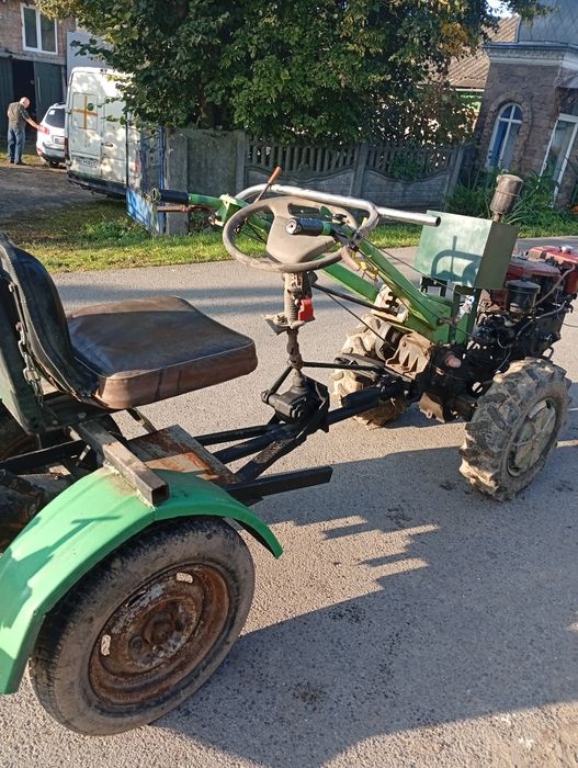 Мотоблок продаю))