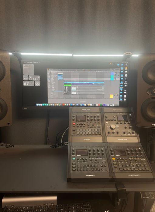 Elektron Stand для Digitakt, Digitone, Analog Heat, Syntakt