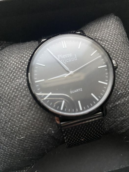 Годинник унісекс pierre ricaud 91082.b114q в ідеальному стані