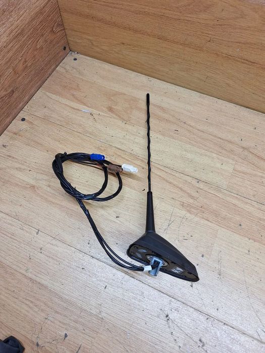 Antena dachowa renault scenic IV