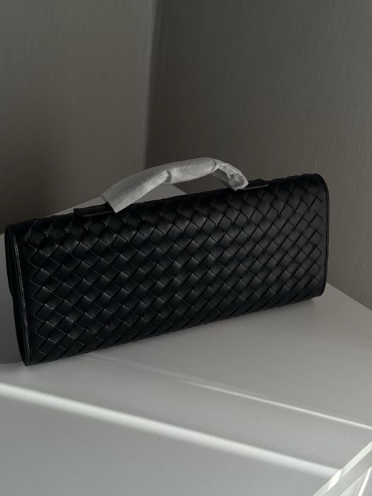 Сумка клатч Andiamo у стилі Bottega Veneta чорна шкіряна