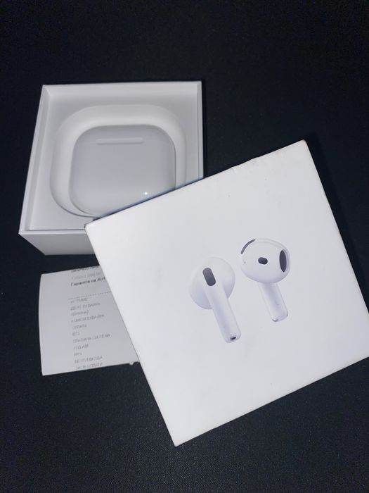 AirPods 4 нові (ще рік гарантії)