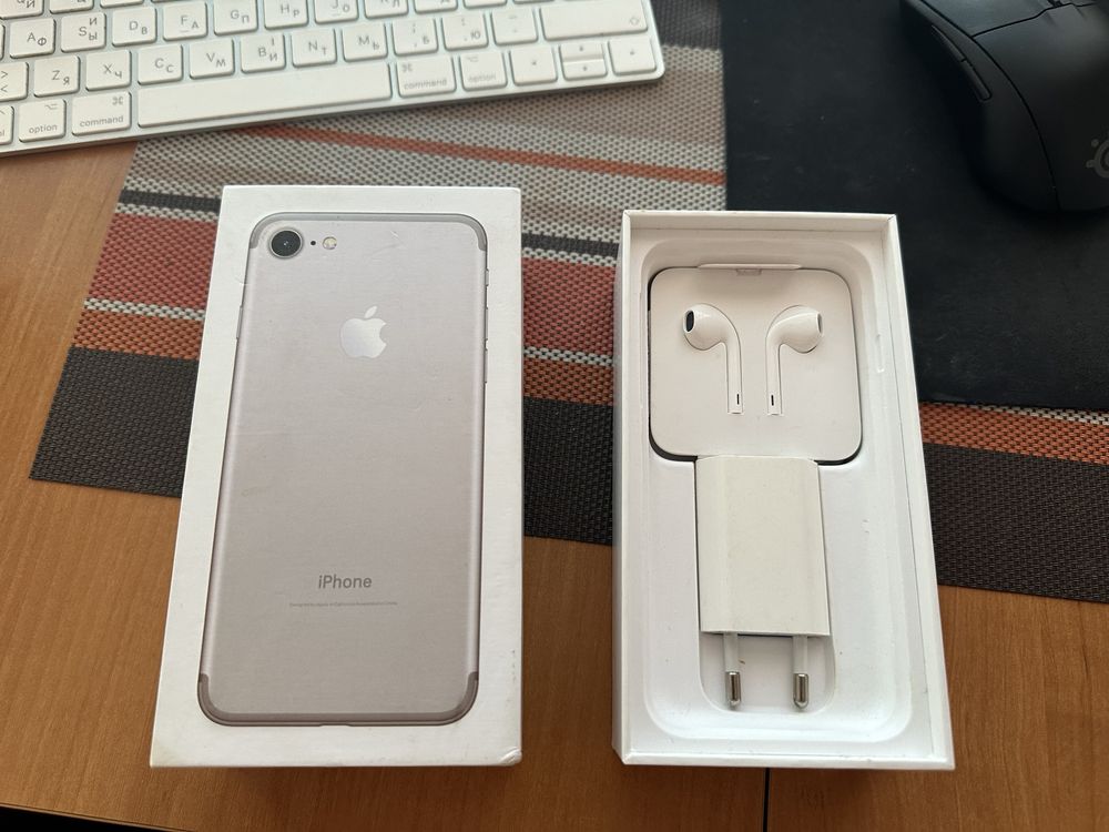 Ті самі навушники Earpods Lighting iphone 7