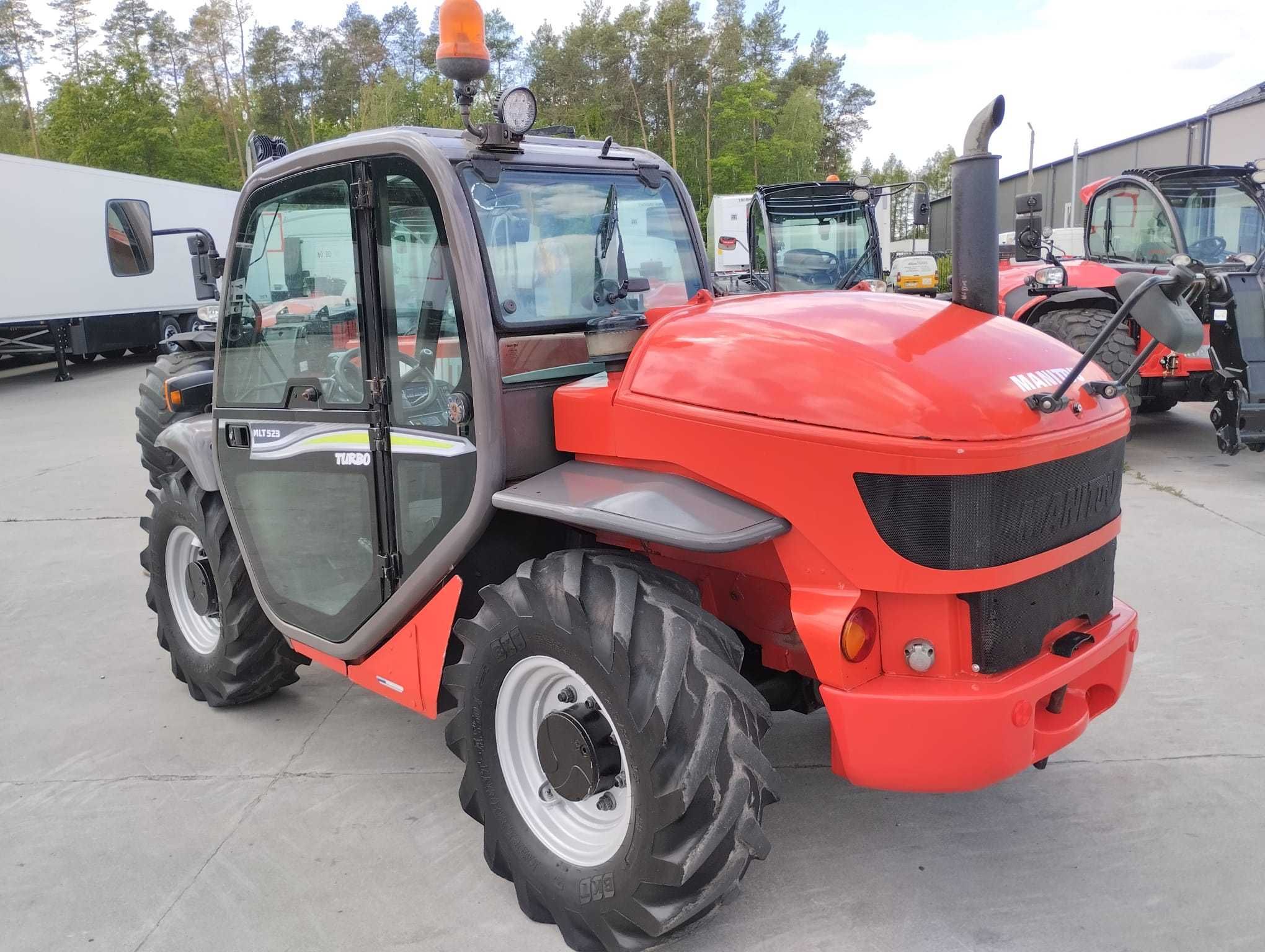Ładowarka teleskopowa Manitou MT 523 TURBO, 2007 r.