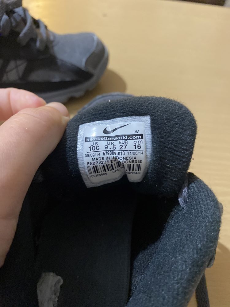 Nike кросовки 27 р