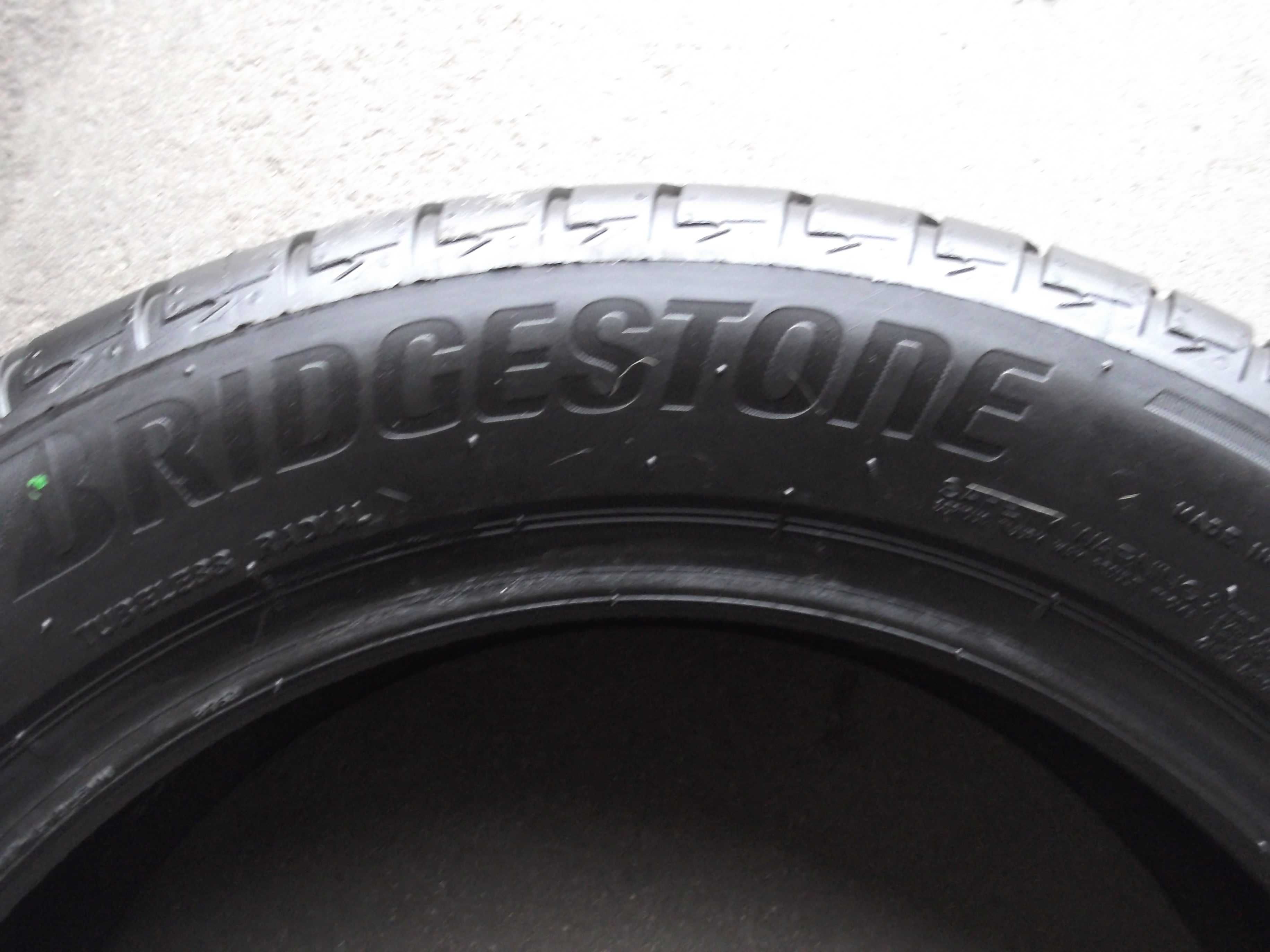 Opony 215/55/17 Bridgestone 4szt DEMO