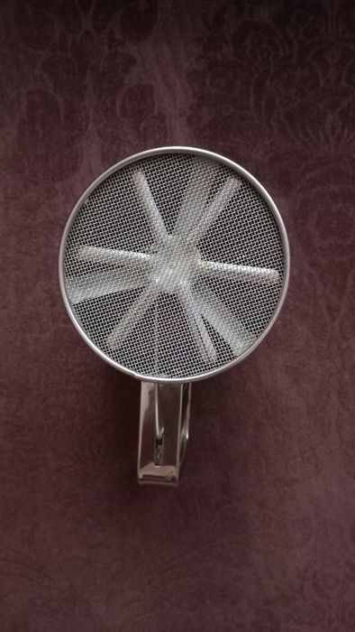 Przesiewacz do mąki