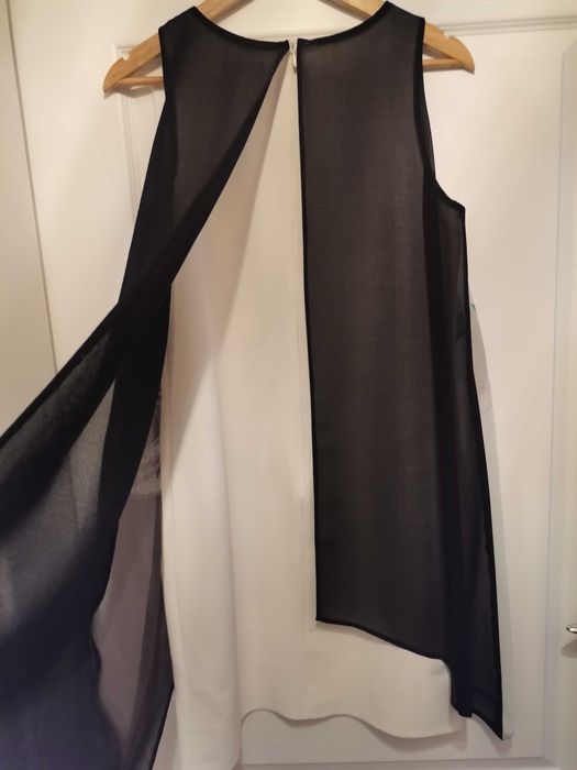 Nowa sukienka Wallis