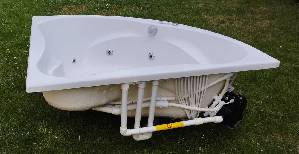 Wanna Riho Neo 140x140 z hydromasażem HIT Hydro +Nogi +Syfon