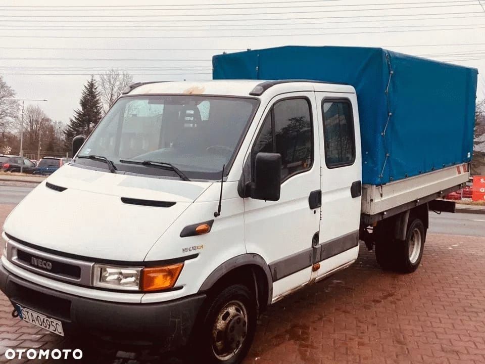 sprzedam iveco 2,3 klima 7osób blizniak plandeka zadbany