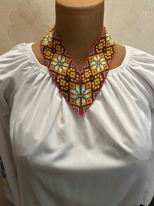 Гердан кутовий з бісеру