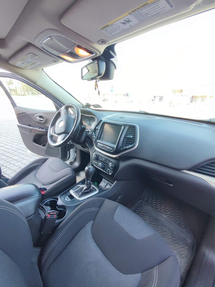 Jeep Cherokee 2014 р