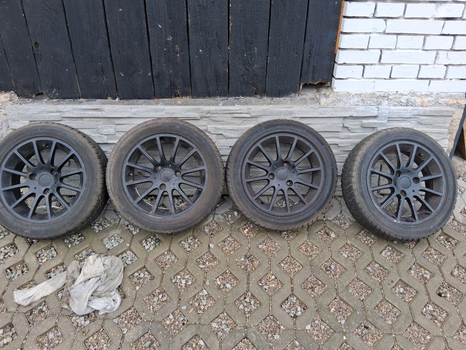 Sprzedam opony zimowe 175/55/15 stan dobry