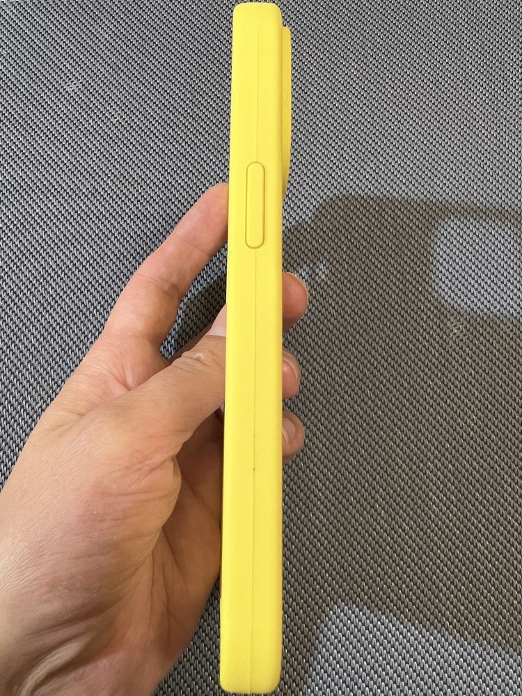 Чехол Apple Silicone case for iPhone 13Pro Lemonade желтый