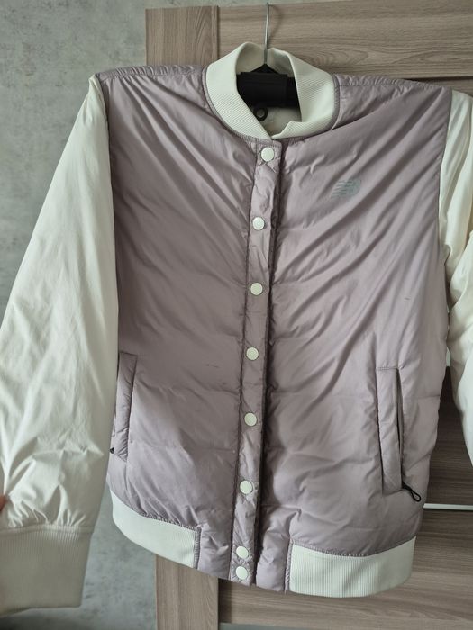 Продам пуховик new balance